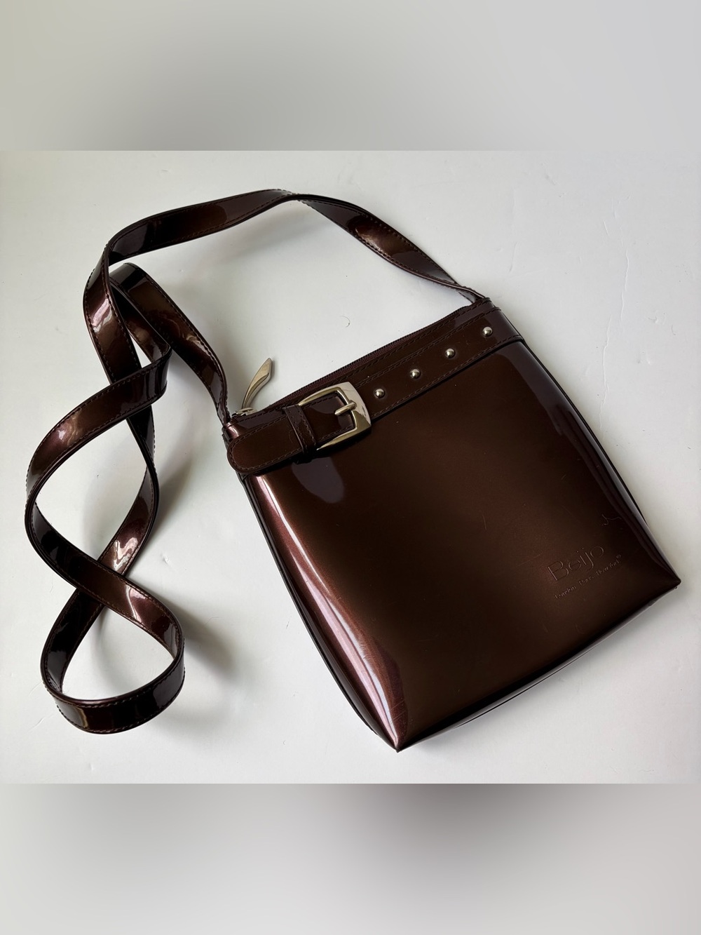 Beijo Crossbody Shoulder Bag in Deep Brown